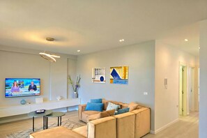 Family Apartment, Multiple Bedrooms (San Pietro Serenity Home) | Living area | 21-inch Smart TV with cable channels - San Pietro Serenity Home (Ishëm)