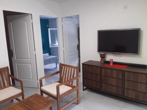 3 quartos, ferros/tábuas de passar roupa, Wi-Fi, roupa de cama
