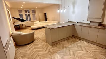 2 bedrooms, bed sheets