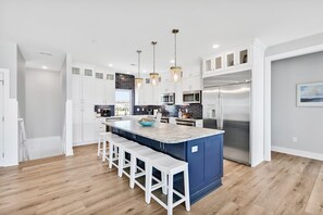 Fridge, microwave, oven, stovetop - 10BR/10.5BA-Oceanfront-Pool-Elevator-Hot Tub-Private Setting-Sleeps22 (Oak Island)