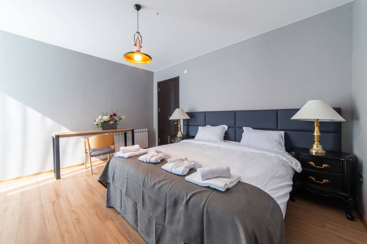 Family Quadruple Room, Mountain View | Free WiFi