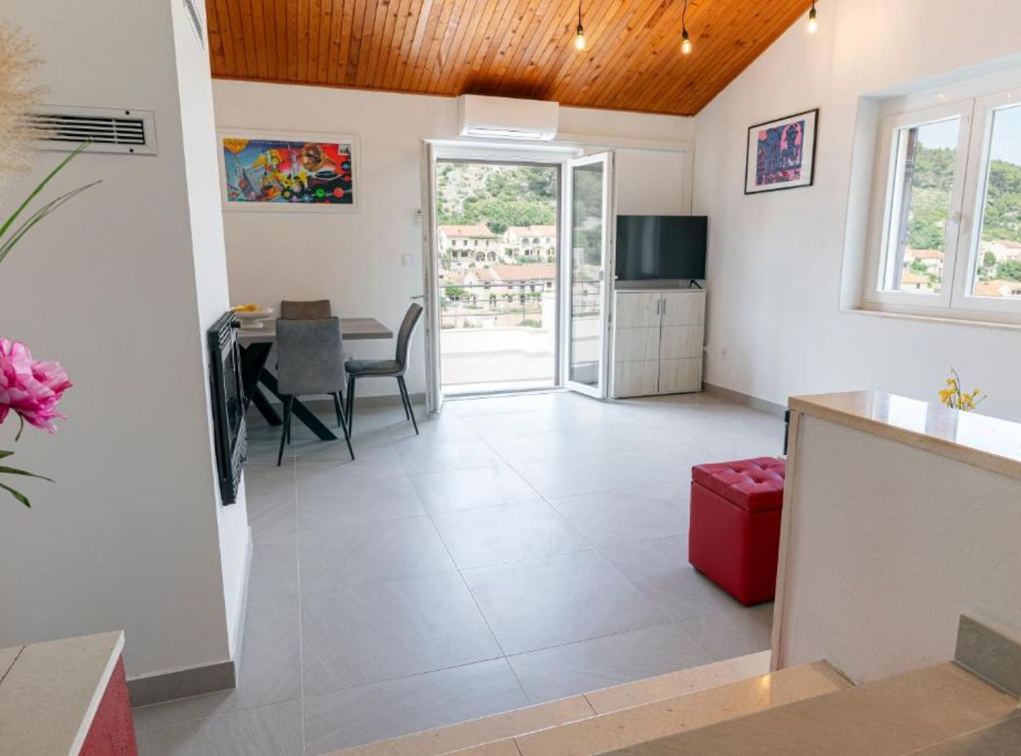 House (Four bedroom Holiday Home with Terrac) | Interior
