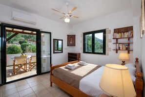 4 Schlafzimmer, Schreibtisch, Bügeleisen/Bügelbrett, kostenloses WLAN