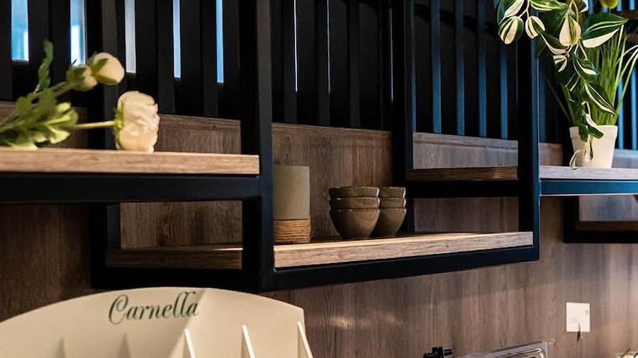 Motel Schlafraum Weng - Dein smartes Hotel