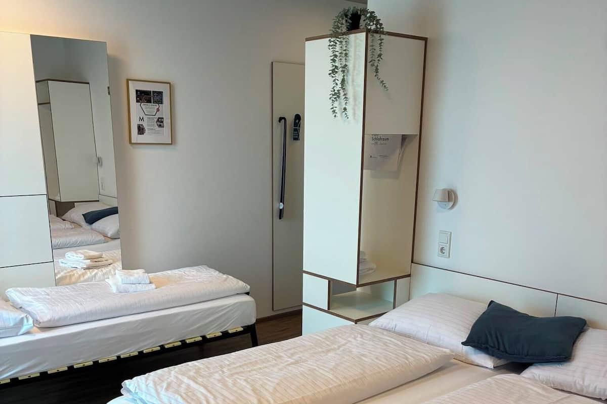 Exclusive Triple Room | In-room safe, desk, laptop workspace, soundproofing