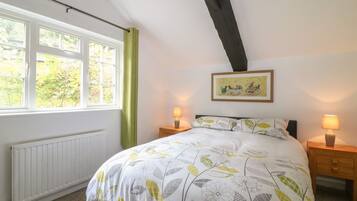 2 habitaciones, decoración personalizada y muebles diferentes