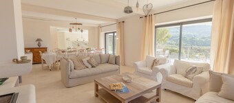 La Bastide D'eau, Exceptionnel Classée 5 , Piscine, Proche Mer, 14 Couchages,