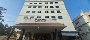 ด้านหน้าที่พัก