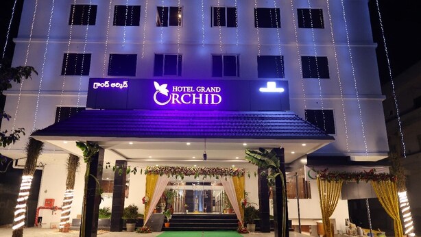 Front of property - HOTEL GRAND ORCHID (Tirupati)