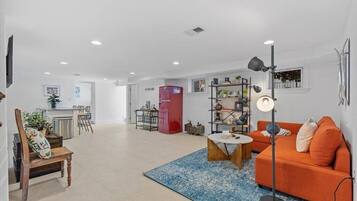 TV, offices