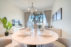 Dining - Exquisite 1BR at Downtown Views II T2 Downtown Dubai by Deluxe Holiday Homes (Dubai)