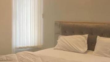 2 bedrooms