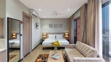 Family Suite | Hypo-allergenic bedding, down duvets, individually decorated