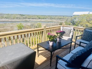 Property grounds - Elegant Beach rental for casual enjoyment. (Surf City)