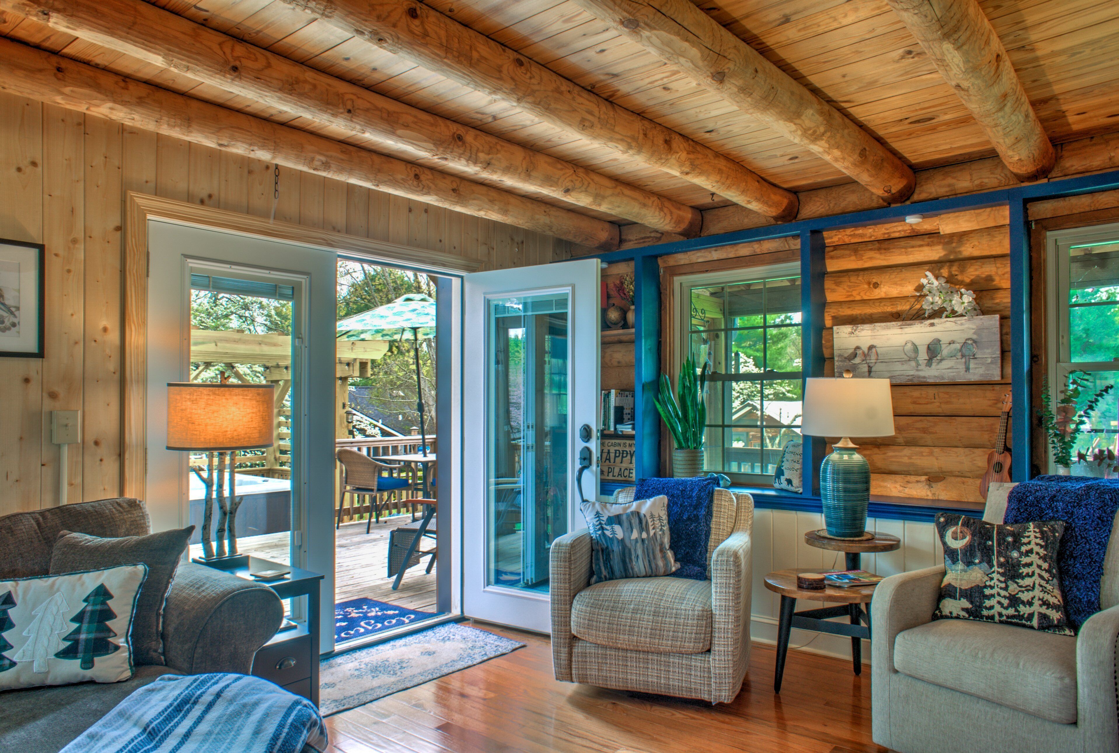 电视、壁炉、书