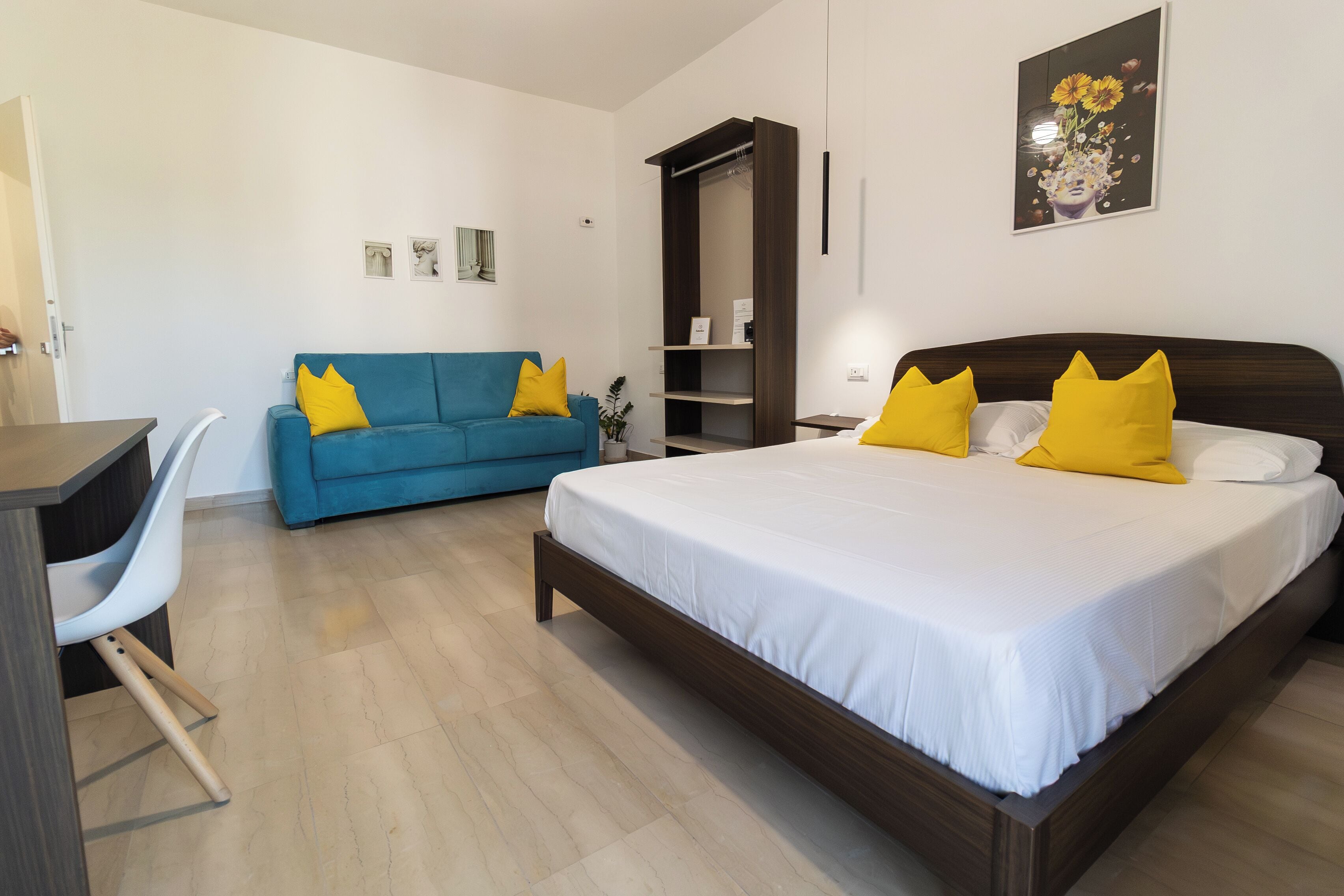 2 chambres, fer et planche à repasser, Wi-Fi gratuit, draps fournis