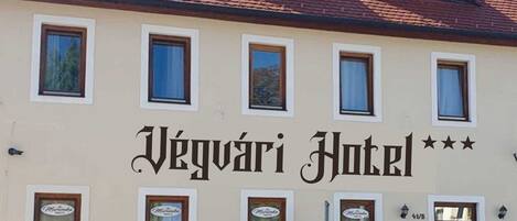 Façade de l’hébergement