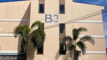 Fachada da propriedade