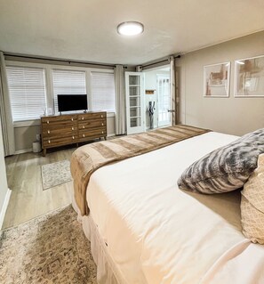 3 Schlafzimmer, Zimmersafe, Schreibtisch, Bügeleisen/Bügelbrett