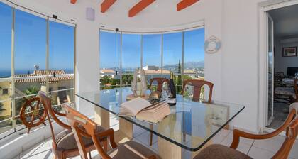 Confortable villa 6 pers. | CUMBRE DEL SOL | Vistas abiertas al mar