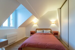 1 sovrum, strykjärn/strykbräda, gratis wi-fi och sängkläder