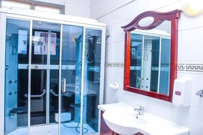 Luxury-Doppelzimmer | Badezimmer