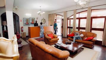 Siddeområde i lobbyen