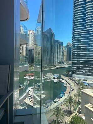 Business Apartment | Balcony