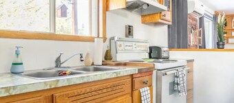 The Cozy Cabin: Escape to Serenity&Tranquility Surrounded by Nature's Splendour