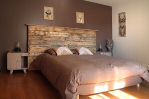 6 Schlafzimmer, Bügeleisen/Bügelbrett, Reisekinderbett, kostenloses WLAN