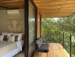 3 bedrooms, iron/ironing board, free WiFi, bed sheets - Villa del Bosque 3-bedroom Private, Jungle, Deck, Balcony Infinity Pool (Provincia de Puntarenas)