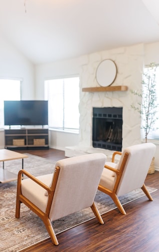 Cozy Golf Course Townhouse 
On The Beautiful Dothan Country Club