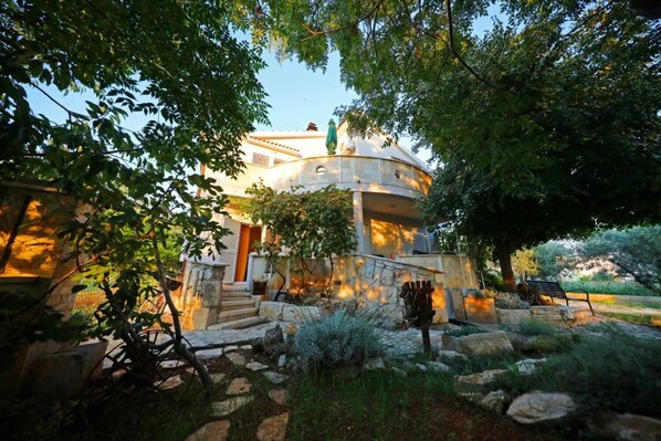 Apartamento (Anita - 100 m from the beach - A4(2+2) | Exterior