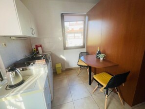 Studio (Neo - 100m to the beach - SA1(2)) | Wohnbereich