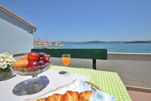 Studio (Denko - right on the beach - SA3(2)) | Extérieur