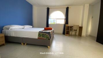 1 bedroom, free WiFi, bed sheets