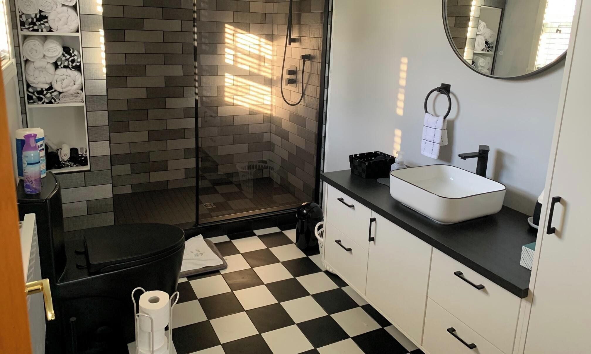 Chambre | Salle de bain commune