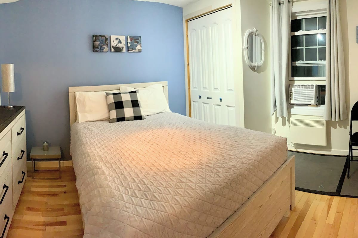 Classic-Einzelzimmer, 1 Doppelbett | Verdunkelungsvorhänge, kostenloses WLAN, Bettwäsche