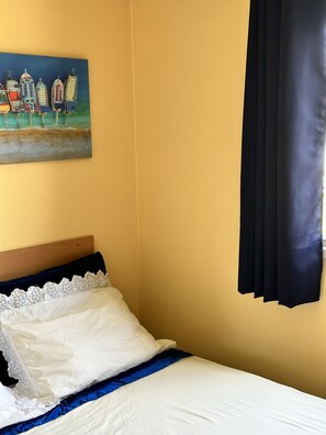 2 bedrooms