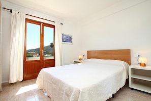4 bedrooms, iron/ironing board, free WiFi, bed sheets - H2919 Finca Animeta for 8 persons Pollenca with pool (Pollenca)