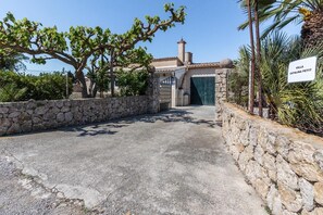 Property grounds - H2924 Finca Catalina for 4 persons with pool near Pollenca (Pollenca)