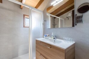 Hair dryer, towels - H2924 Finca Catalina for 4 persons with pool near Pollenca (Pollenca)