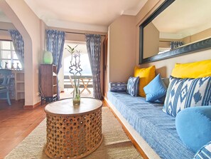 Living area - A3001 Apartment with sea view for 2 people in Cala Fornells (Paguera-Cala Fornells)