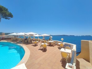 Pool - A3013 Ferienwohnung Cala Fornells (Paguera-Cala Fornells)