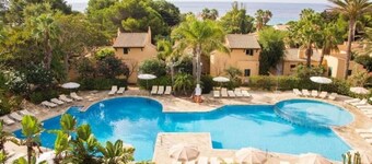 Magnifico Duplex con Jardin y Piscina a Metros de la Playa Son Xoriguer