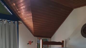 Ropa de cama hipoalergénica y cortinas blackout