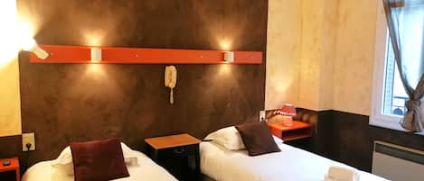 1 bedroom, desk, soundproofing, free WiFi
