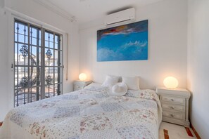 4 soverom, strykejern/-brett, wi-fi og sengetøy