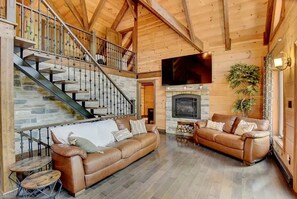 Smart TV, fireplace, table football, ping pong