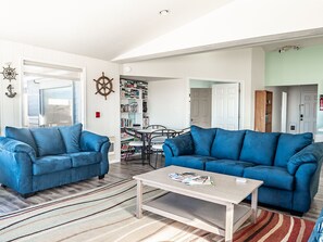 Smart-TV, DVD-spiller og filmbibliotek